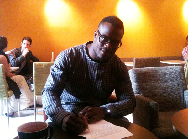 Papy Abedi Signing His UFC Contract