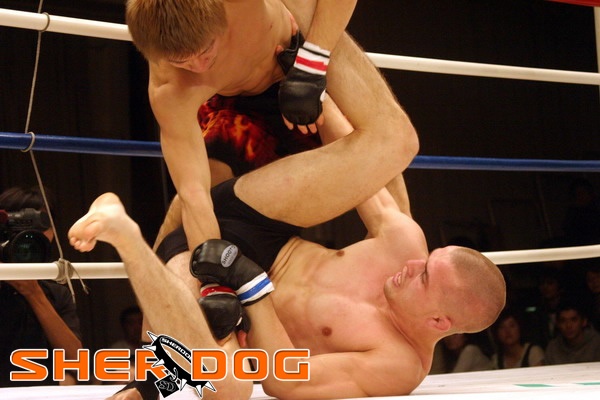 Niinimaki_Sherdog Hatsu Hioki vs Tom Niinimaki