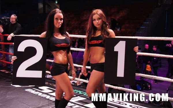 Heroes_FC_Ring_Girls