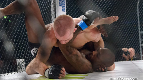 Tom Niinimäki  vs. Walel Watson