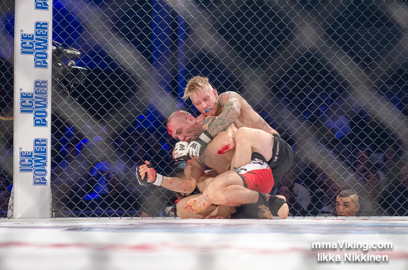 Juho Valamaa Attempts A Rear Naked Choke D7K_2160