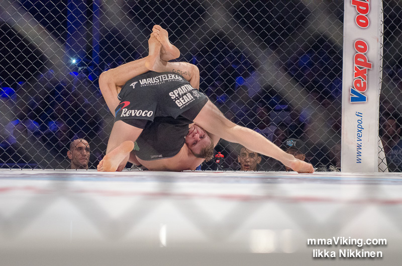 Vänttinen Takes Top Position and Struggles To Foil Andrade's Submission D7K_2647