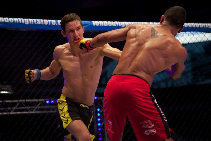 Svensson Fighting for the Cage Warriors Title (Photo by Dolly Clew) 