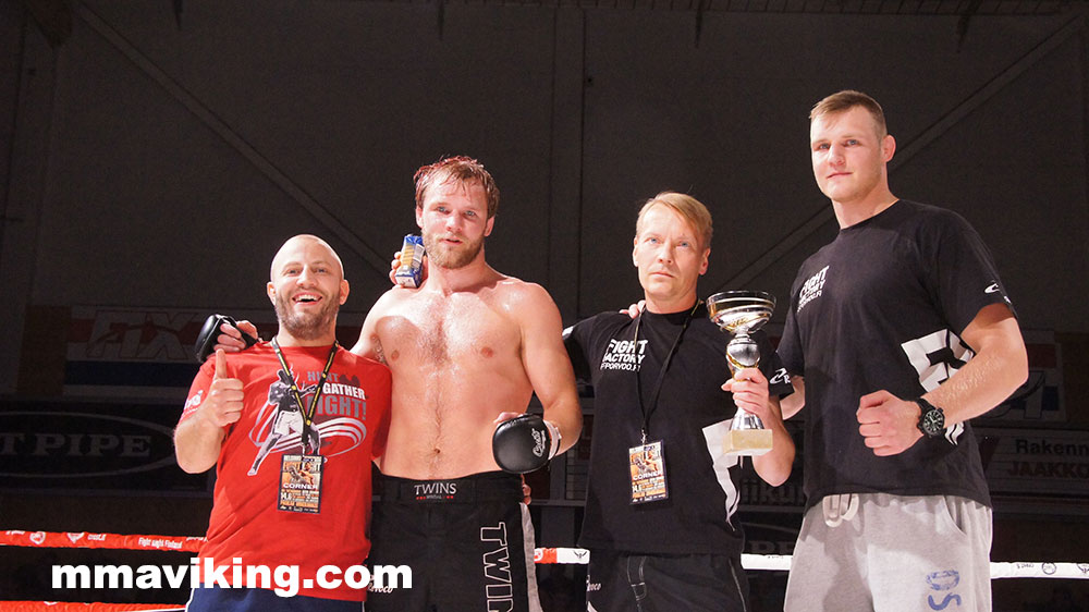 Vantinnen Wins in Great Fight