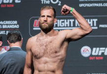 Weigh-in Photos : Tor Troeng Versus Trevor Smith