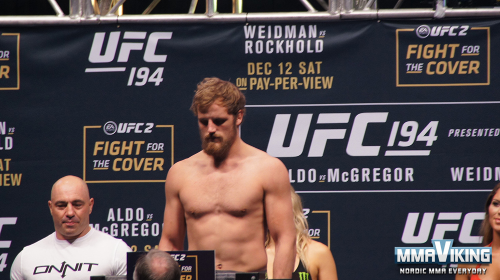 Photos Gunnar Nelson At Ufc 194 Weigh Ins