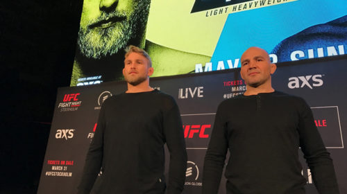 Alexander-Gustafssson-Glover-Straight